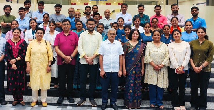 Aurobindo Netralaya team and supporters at the eye donation felicitation ceremony